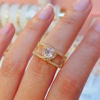 Anillo corazón cristales